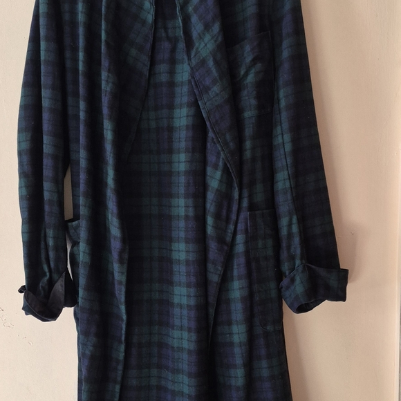 Vintage Pendleton robes in the classic Black Watch tartan - Picture 8 of 12